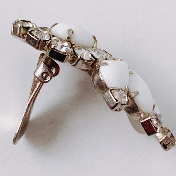 Vintage Mid Century Milk Glass Rhinestone Necklace Earring Set 1950s Jewelry - Picture 14 of 16